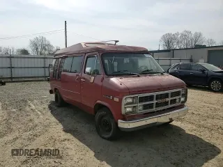 1984 GMC Van z VIN 1GTEG25H4E7502536, wystawiony jako Copart lot #47927325 z przebiegiem 221 722 mil mil oraz Szkody całkowita. Historia ofert i sprzedaży dostępna na DreamBid. Obrazek 12.