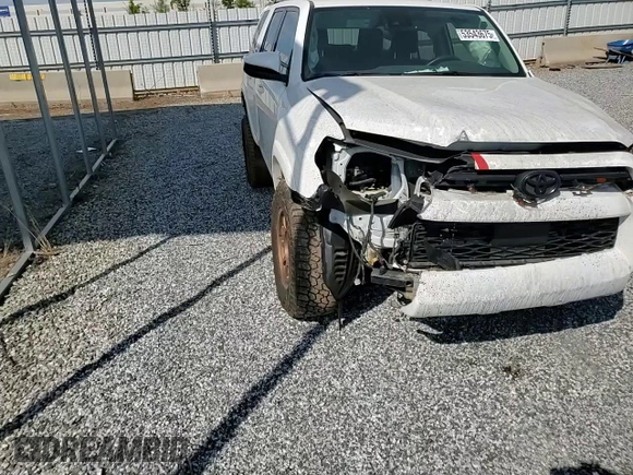 2022 Toyota 4Runner SR5 with VIN JTEMU5JR0N6009135, listed as a Copart auction lot 53543675 with 35,780 mi miles and Salvage title. Bid and sale history available at DreamBid. Image 12.