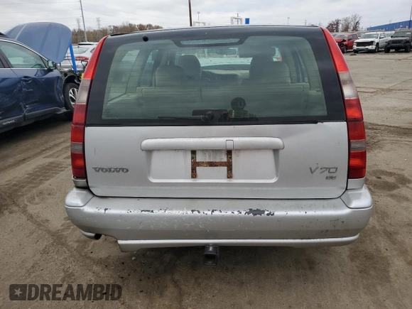 2000 Volvo V70 with VIN YV1LW61J8Y2703877, listed as a Copart auction lot 78783034 with 257,747 mi miles and Salvage Title. Bid and sale history available at carsss.com. Image 6.
