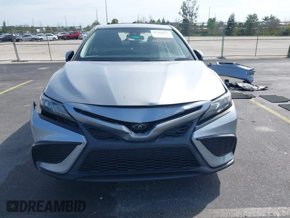 2022 Toyota Camry SE with VIN 4T1G11AK1NU002157, listed as a IAAI auction lot 41647629 with 89,189 mi miles and . Bid and sale history available at DreamBid. Image 13.
