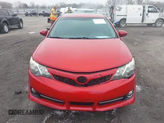 2014 Toyota Camry L with VIN 4T1BF1FK8EU842134, listed as a IAAI auction lot 41500515 with 147,156 mi miles. Bid and sale history available at carsss.com. Image 12.