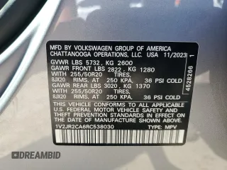 2024 Volkswagen Atlas SE z VIN 1V2JR2CA6RC538030, wystawiony jako Copart lot #58505685 z przebiegiem 32 613 mil mil oraz Szkoda całkowita • Salvage title. Historia ofert i sprzedaży dostępna na DreamBid. Obrazek 13.