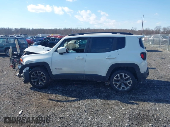 2017 Jeep Renegade Latitude with VIN ZACCJBBB8HPE64812, listed as a IAAI auction lot 41349525 with 106,966 mi miles. Bid and sale history available at carsss.com. Image 15.
