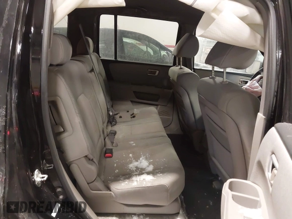 2011 Honda Pilot LX with VIN 5FNYF4H21BB022527, listed as a IAAI auction lot 41617546 with 158,518 mi miles. Bid and sale history available at carsss.com. Image 8.