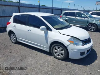 2011 Nissan Versa 1.8 SL with VIN 3N1BC1CP6BL489284, listed as a IAAI auction lot 42091401 with 209,076 mi miles. Bid and sale history available at carsss.com. Image 1.