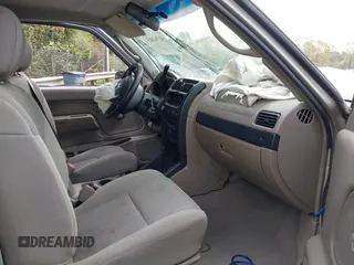 2004 Nissan Frontier XE z VIN 1N6DD26T94C459290, wystawiony jako IAAI lot #41962413 z przebiegiem 207 807 mil mil oraz . Historia ofert i sprzedaży dostępna na DreamBid. Obrazek 5.
