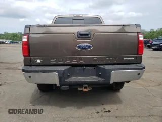 2016 Ford F-250 XLT z VIN 1FT7X2B67GEC09093, wystawiony jako Copart lot #61000935 z przebiegiem 193 934 mil mil oraz Szkoda całkowita • Salvage title. Historia ofert i sprzedaży dostępna na DreamBid. Obrazek 6.