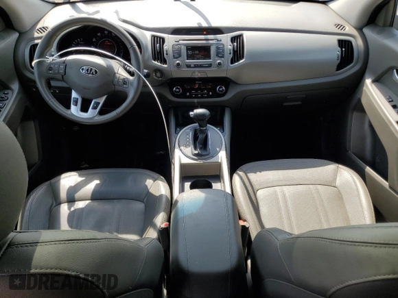 2013 Kia Sportage EX z VIN KNDPCCA20D7428834, wystawiony jako Copart lot #53731845 z przebiegiem 41 162 mil mil oraz Szkoda całkowita • Salvage title. Historia ofert i sprzedaży dostępna na DreamBid. Obrazek 8.