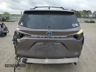 2021 Toyota Sienna XLE with VIN 5TDYRKEC3MS065158, listed as a Copart auction lot 51608655 with 67,412 mi miles and Clean Title. Bid and sale history available at DreamBid. Image 6.