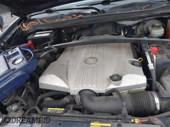 2005 Cadillac SRX with VIN 1GYEE63A650152302, listed as a IAAI auction lot 42010138 with 101,831 mi miles. Bid and sale history available at carsss.com. Image 10.
