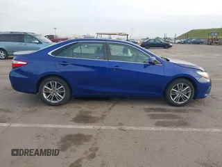 2015 Toyota Camry XLE with VIN 4T1BF1FK3FU938285, listed as a IAAI auction lot 42055997 with 140,636 mi miles. Bid and sale history available at carsss.com. Image 13.