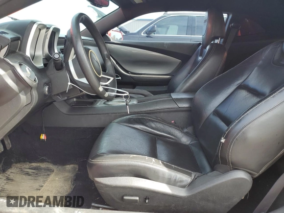 2011 Chevrolet Camaro 1LT with VIN 2G1FB1ED6B9172900, listed as a Copart auction lot 61480855 with 140,684 mi miles and Clean title. Bid and sale history available at DreamBid. Image 7.