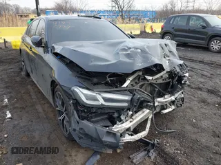 2021 BMW 5 Series 540i xDrive with VIN WBA73BJ07MWW98297, listed as a IAAI auction lot 41476777 with 47,693 mi miles and . Bid and sale history available at DreamBid. Image 6.