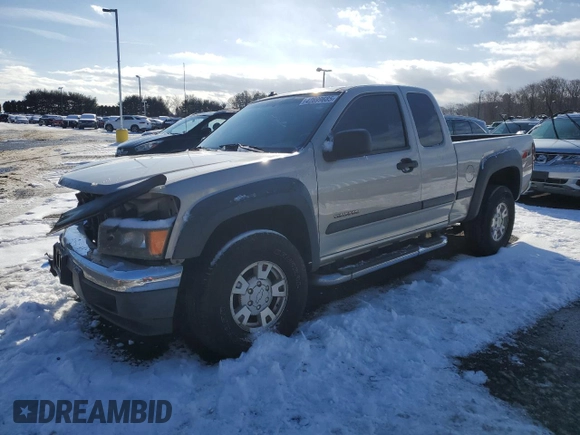 2004 Chevrolet Colorado LS Z71 with VIN 1GCDT196548129140, listed as a Copart auction lot 42699685 with 176,700 mi miles and Salvage Title. Bid and sale history available at carsss.com. Image 1.