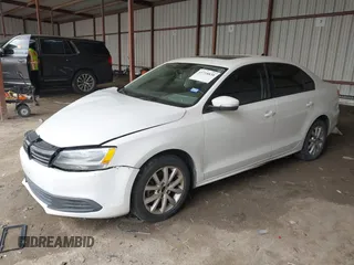 2012 Volkswagen Jetta SE с VIN 3VWDX7AJ6CM016232, выставлен на аукционе IAAI как лот 41718838 с пробегом 190 177 миль миль и . История ставок и продаж доступна на DreamBid. Изображение 2.