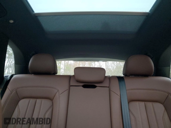 2018 Audi Q5 Premium Plus z VIN WA1BNAFY7J2174497, wystawiony jako Copart lot #49062145 z przebiegiem 98 606 mil mil oraz Szkoda całkowita • Salvage title. Historia ofert i sprzedaży dostępna na DreamBid. Obrazek 10.