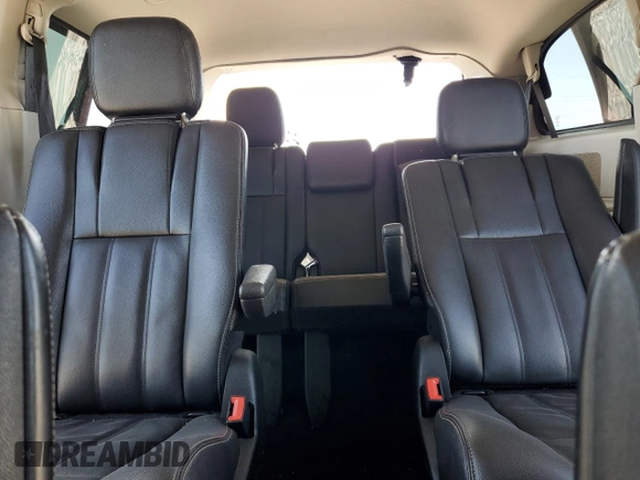 2014 Chrysler Town & Country Touring with VIN 2C4RC1BG9ER272669, listed as a Copart auction lot 53273665 with 182,766 mi miles and Salvage Title. Bid and sale history available at DreamBid. Image 10.