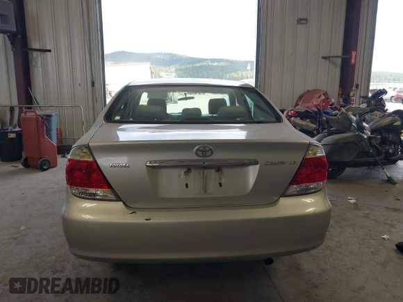 2006 Toyota Camry STD with VIN 4T1BE32K96U143374, listed as a IAAI auction lot 42011346 with 248,517 mi miles. Bid and sale history available at carsss.com. Image 16.