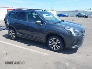2024 Subaru Forester Limited z VIN JF2SKALC3RH449946, wystawiony jako IAAI lot #42317424 z przebiegiem 9 907 mil mil oraz . Historia ofert i sprzedaży dostępna na DreamBid. Obrazek 1.