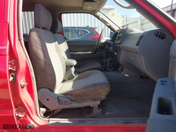 2000 Nissan Xterra XE with VIN 5N1ED28Y5YC605007, listed as a IAAI auction lot 41836674 with 240,565 mi miles. Bid and sale history available at carsss.com. Image 5.