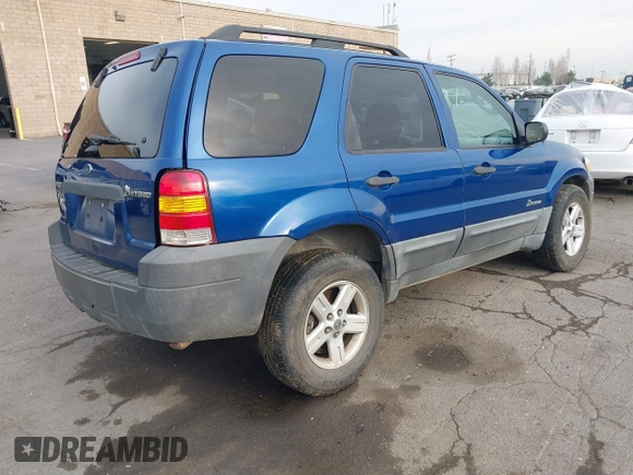 2007 Ford Escape Hybrid with VIN 1FMYU59H97KB98973, listed as a IAAI auction lot 41424165 with 1 mi miles. Bid and sale history available at carsss.com. Image 4.