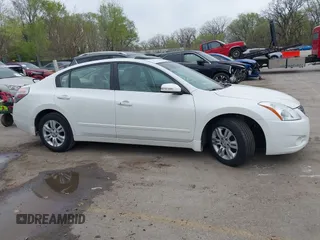2012 Nissan Altima 2.5 with VIN 1N4AL2AP4CN533372, listed as a IAAI auction lot 41957380 with 108,594 mi miles and . Bid and sale history available at carsss.com. Image 13.