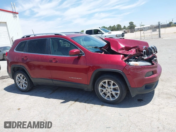 2017 Jeep Cherokee Latitude with VIN 1C4PJLCBXHW661148, listed as a IAAI auction lot 42146384 with 136,391 mi miles and . Bid and sale history available at DreamBid. Image 13.