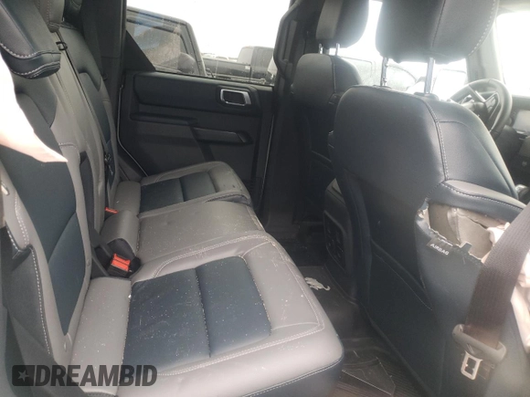 2024 Ford Bronco Outer Banks with VIN 1FMEE8BP2RLA21794, listed as a Copart auction lot 43906625 with 5,947 mi miles and Salvage title. Bid and sale history available at DreamBid. Image 10.