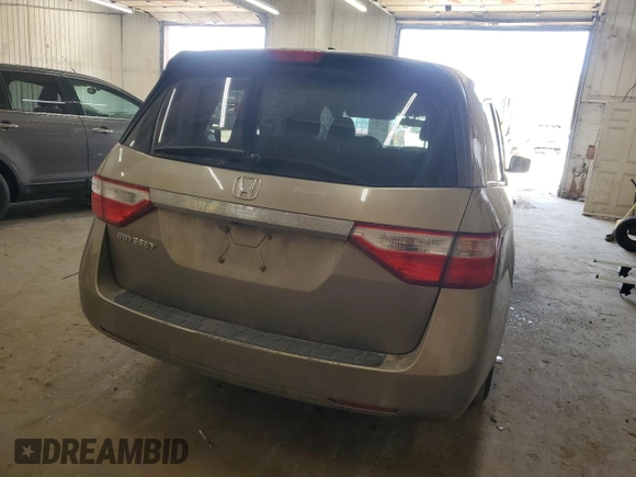2011 Honda Odyssey EX-L with VIN 5FNRL5H63BB077325, listed as a Copart auction lot 55030675 with 203,062 mi miles and Salvage Title. Bid and sale history available at DreamBid. Image 6.