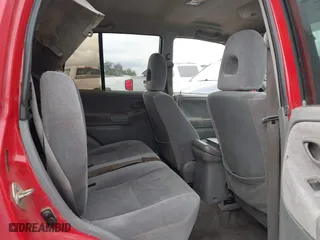 2004 Suzuki Grand Vitara with VIN JS3TE62V344100216, listed as a IAAI auction lot 41734638 with 213,166 mi miles. Bid and sale history available at carsss.com. Image 8.