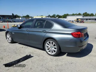2011 BMW 5 Series 535i z VIN WBAFR7C55BC807077, wystawiony jako Copart lot #55354805 z przebiegiem Nie podano mil oraz Szkody całkowita. Historia ofert i sprzedaży dostępna na DreamBid. Obrazek 2.