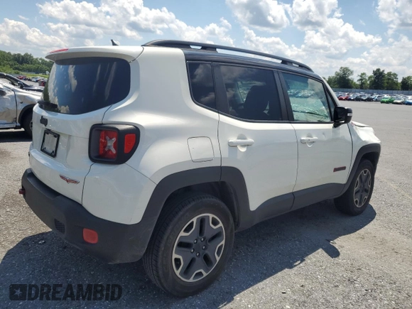 2016 Jeep Renegade Trailhawk with VIN ZACCJBCTXGPC45033, listed as a Copart auction lot 63483245 with 152,198 mi miles and Salvage title. Bid and sale history available at DreamBid. Image 3.