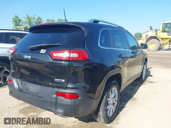 2016 Jeep Cherokee Latitude with VIN 1C4PJMCS2GW371653, listed as a IAAI auction lot 42557746 with 66,282 mi miles and . Bid and sale history available at DreamBid. Image 4.