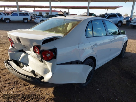 2009 Volkswagen Jetta S с VIN 3VWJZ71K79M040280, выставлен на аукционе IAAI как лот 42328383 с пробегом 160 072 миль миль и . История ставок и продаж доступна на DreamBid. Изображение 4.