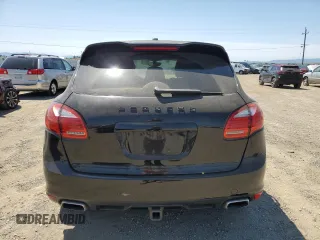 2011 Porsche Cayenne S с VIN WP1AB2A27BLA43020, выставлен на аукционе Copart как лот 55692165 с пробегом 118 676 миль миль и Списание • Salvage title. История ставок и продаж доступна на DreamBid. Изображение 6.