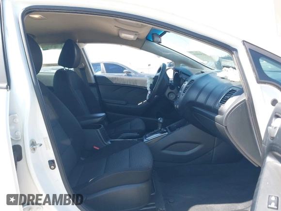 2017 Kia Forte LX with VIN 3KPFK4A7XHE016765, listed as a IAAI auction lot 40540016 with 126,264 mi miles. Bid and sale history available at carsss.com. Image 5.