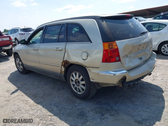 2005 Chrysler Pacifica Touring with VIN 2C4GM68435R386939, listed as a IAAI auction lot 40044825 with 302,984 mi miles. Bid and sale history available at carsss.com. Image 3.