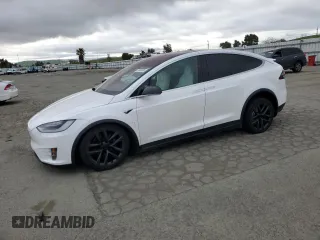 2019 Tesla Model X 75D with VIN 5YJXCAE21KF160589, listed as a Copart auction lot 50985585 with 31,273 mi miles and Salvage Title. Bid and sale history available at carsss.com. Image 1.