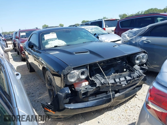 2017 Dodge Challenger R/T z VIN 2C3CDZBT8HH606039, wystawiony jako IAAI lot #40267305 z przebiegiem 69 024 mil mil oraz . Historia ofert i sprzedaży dostępna na DreamBid. Obrazek 1.