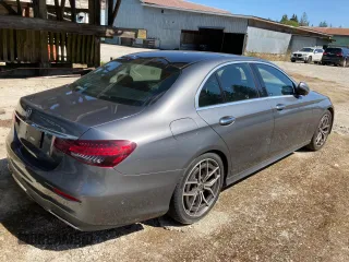 2022 Mercedes-Benz E 350 z VIN W1KZF8EB6NB019510, wystawiony jako Copart lot #52361475 z przebiegiem Nie podano mil oraz Nie do naprawy • Non repairable. Historia ofert i sprzedaży dostępna na DreamBid. Obrazek 3.
