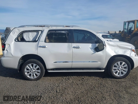 2020 Toyota Sequoia Platinum with VIN 5TDDY5G10LS175226, listed as a IAAI auction lot 41502259 with 75,043 mi miles. Bid and sale history available at carsss.com. Image 6.