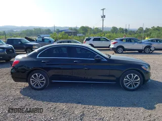 2018 Mercedes-Benz C 300 z VIN WDDWF4KBXJR311890, wystawiony jako IAAI lot #42724821 z przebiegiem 36 938 mil mil oraz . Historia ofert i sprzedaży dostępna na DreamBid. Obrazek 14.