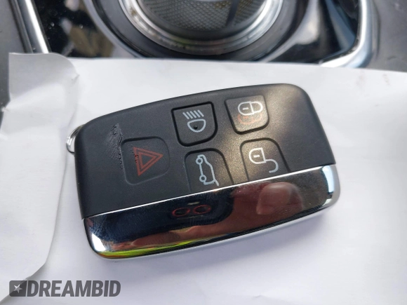 2014 Land Rover Range Rover Evoque Pure Plus with VIN SALVP2BG0EH864006, listed as a IAAI auction lot 42508072 with 132,434 mi miles and . Bid and sale history available at DreamBid. Image 11.