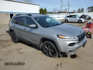 2015 Jeep Cherokee Latitude Altitude with VIN 1C4PJMCSXFW774925, listed as a Copart auction lot 53368365 with 104,645 mi miles and Salvage Title. Bid and sale history available at carsss.com. Image 4.