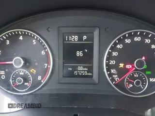 2010 Volkswagen Jetta Limited Edition с VIN 3VWRX7AJ4AM129874, выставлен на аукционе IAAI как лот 42539737 с пробегом 197 259 миль миль и . История ставок и продаж доступна на DreamBid. Изображение 7.