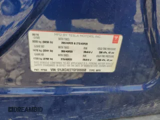 2016 Tesla Model X 70D z VIN 5YJXCAE27GF006668, wystawiony jako Copart lot #59637595 z przebiegiem 58 163 mil mil oraz Czysty tytuł • Clean title. Historia ofert i sprzedaży dostępna na DreamBid. Obrazek 12.