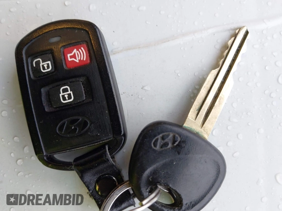 2005 Hyundai Elantra GLS с VIN KMHDN56D65U147087, выставлен на аукционе IAAI как лот 41652391 с пробегом 151 246 миль миль и . История ставок и продаж доступна на DreamBid. Изображение 11.