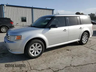2009 Ford Flex SE with VIN 2FMDK51C79BA02661, listed as a Copart auction lot 49038135 with 190,096 mi miles and Salvage Title. Bid and sale history available at carsss.com. Image 1.