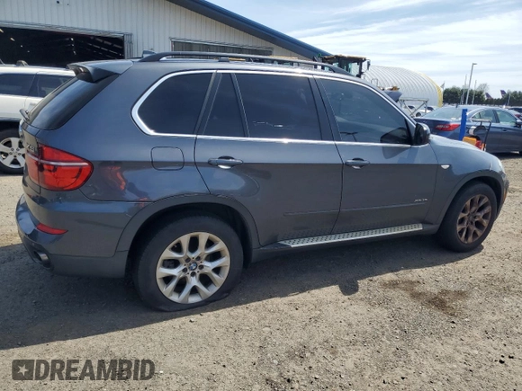 2013 BMW X5 xDrive35i with VIN 5UXZV4C58D0B20241, listed as a Copart auction lot 53632245 with 160,132 mi miles and Clean Title. Bid and sale history available at carsss.com. Image 3.