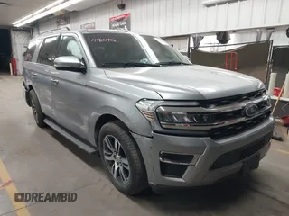 2024 Ford Expedition Limited with VIN 1FMJU2A87REA08908, listed as a IAAI auction lot 41896407 with 42,761 mi miles. Bid and sale history available at carsss.com. Image 1.